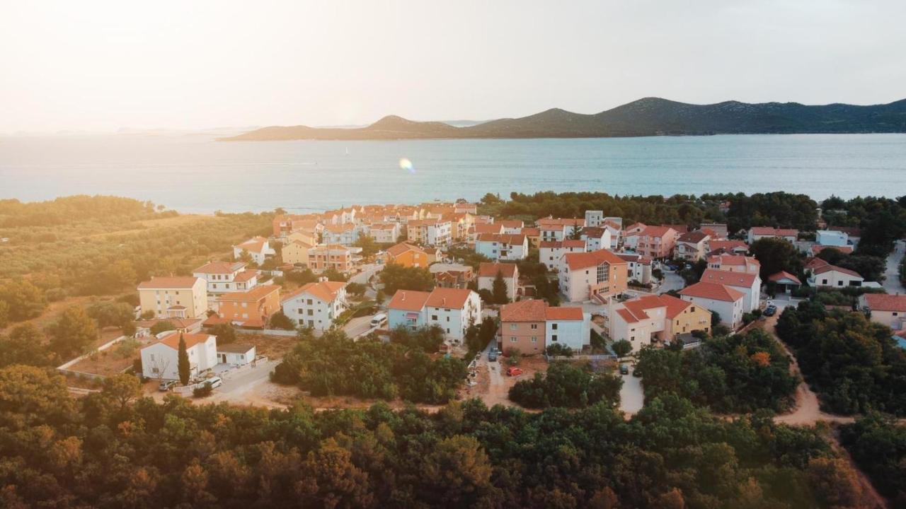 Mladen Biograd Na Moru