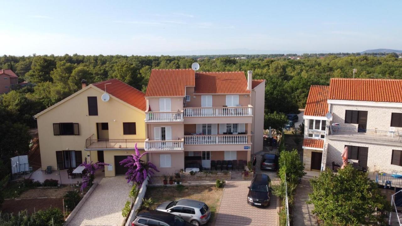 Apartment Mladen