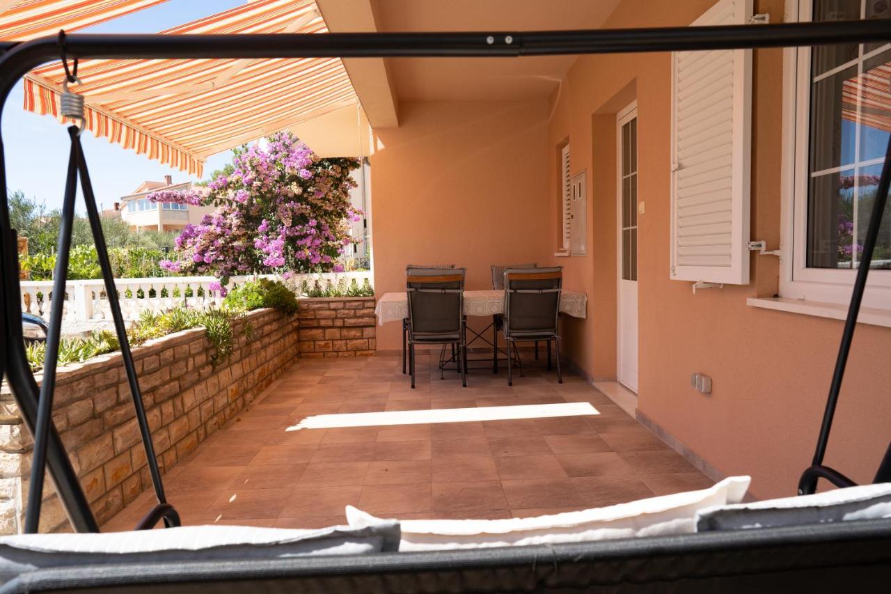 Apartment Mladen Biograd Na Moru