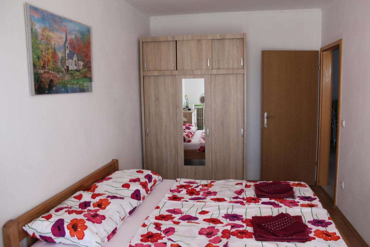 Mladen Apartment Biograd Na Moru